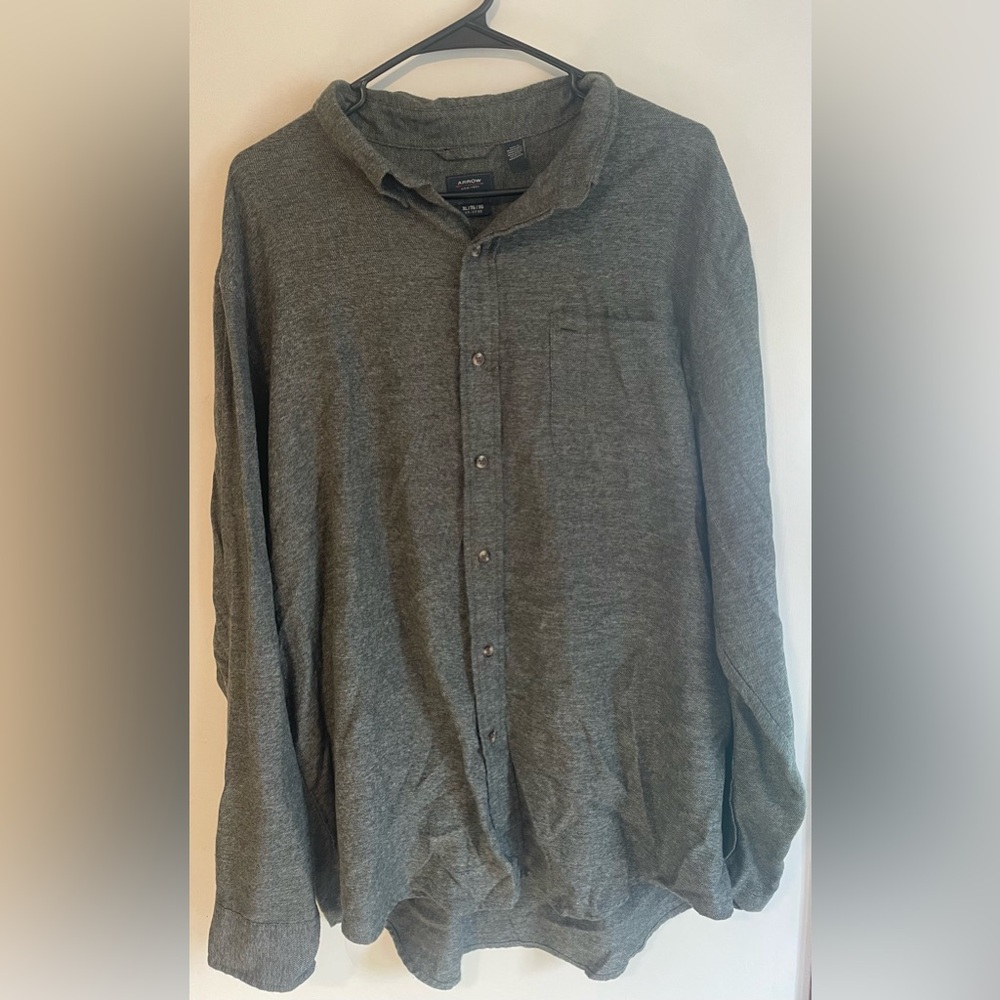 Arrow Size XL Men’s Button Down